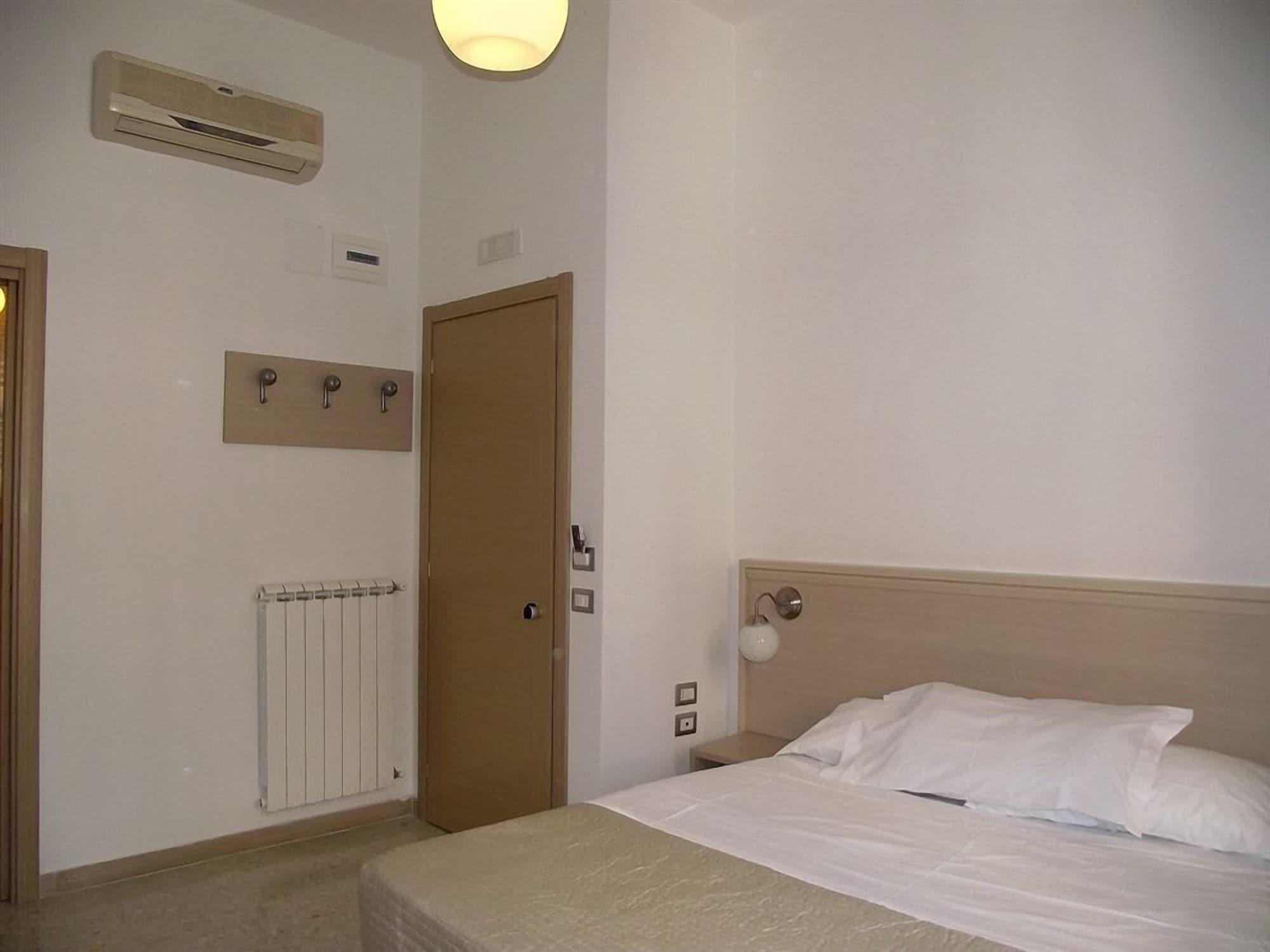 Hotel Elide Rom Exterior foto