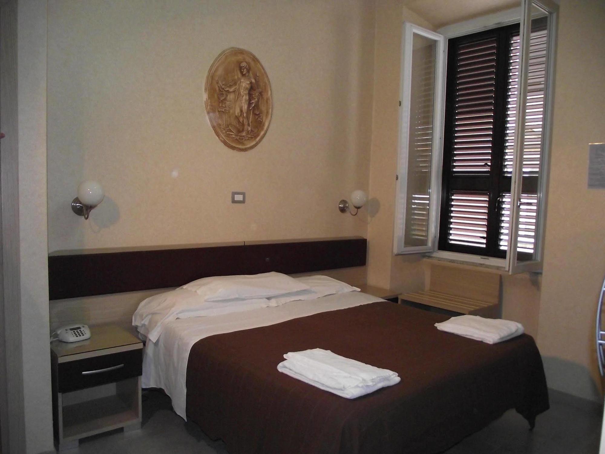 Hotel Elide Rom Exterior foto